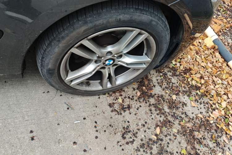 Used BMW 3 Series GT 2019 320i M Sport Package Right Front Wheel Hub