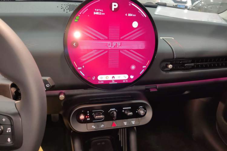 Used MINI Electric COOPER 2024 456km COOPER E Classic Edition Audio And AC Panel