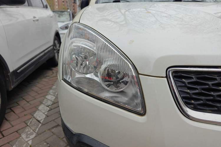 Used Nissan Qashqai 2011 2.0 XV Tigre CVT 4WD
