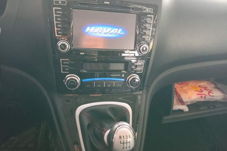 Used Haval H6 2016 Upgraded Model 1.5T Manual Two-Wheel Drive Elite Version