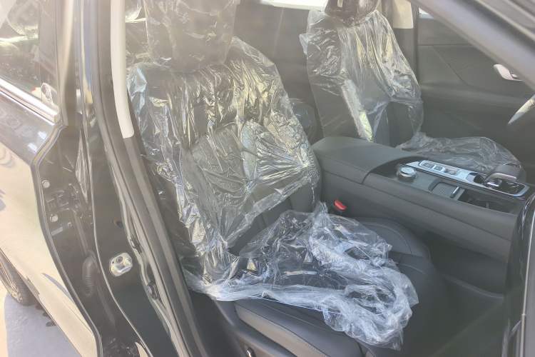 Used Dongfeng Aeolus Huge 2024 Mach Power 1.5T Premium Model