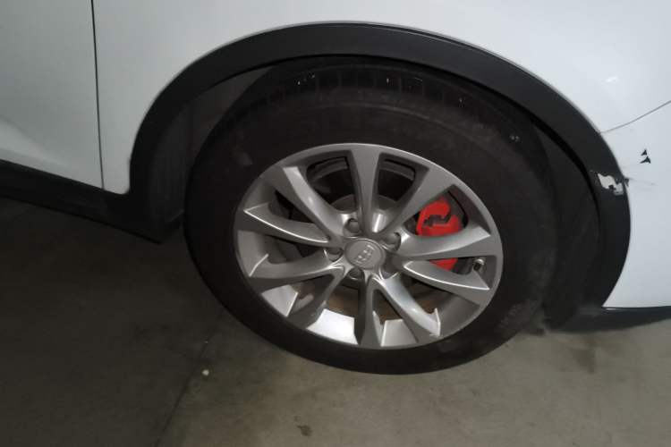 Used Geely Auto Emgrand GS 2016 Sport Edition 1.3T Automatic LingShang Model Right Front Wheel Hub