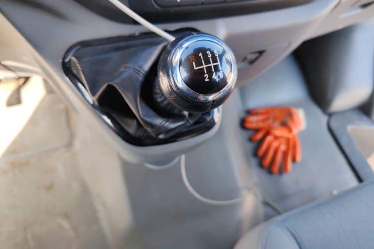 Used Foton Toano 2021 2.0T Manual Tongtu Long Wheelbase Mid-Height 5/6/7-Seater 4F20TC3 Gear Lever