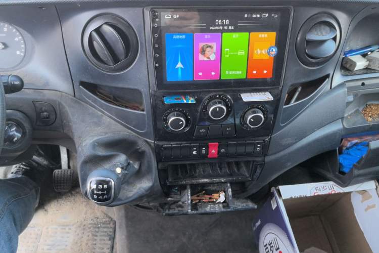 Used Iveco Eurocargo 2021 2.0T Manual - Yunrui Long Wheelbase Short Overhang High Roof Manual Doors – F1A Audio And AC Panel