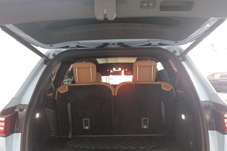 Used Li Auto ONE 2020 Extended-Range 6-Seater Version
