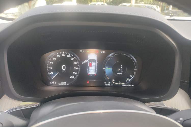 Used Volvo XC60 New Energy 2020 T8 eDrive Hybrid Luxury Edition
