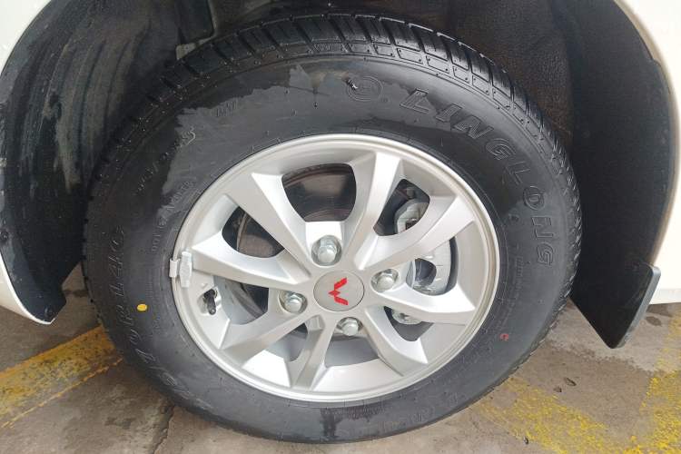 Used Wuling Hongguang V 2022 1.5L Enjoy Edition Electric-Powered LAR