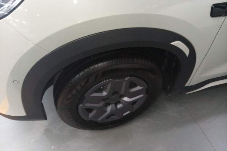 Used BYD Yuan UP 2025 Intelligent Driving Version 401 KM Dynamic Edition
