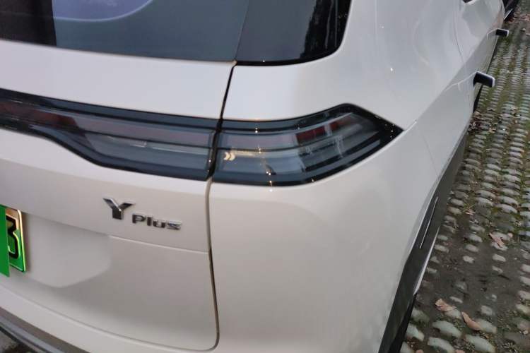 Used AION Y 2023 Younger
