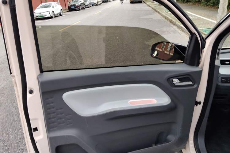 Used Wuling Hongguang MINIEV 2021 Macaron Premium Model – Lithium Iron Phosphate