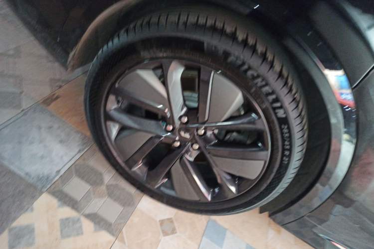 Used Li Auto L9 2024 Ultra Model
