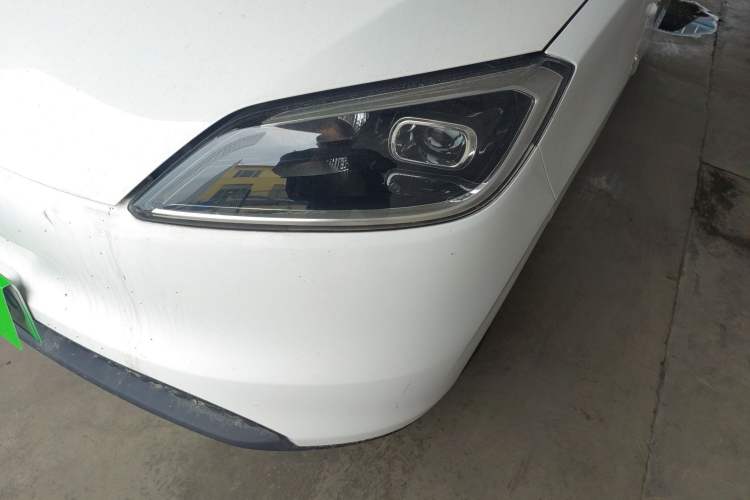Used Wuling Hongguang New Energy 2024 All-Electric Model 300KM Standard Version Left Front Headlight