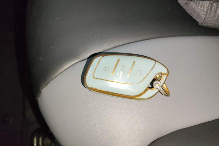 Used Roewe Clever 2022 311km QiQi BoBo Edition