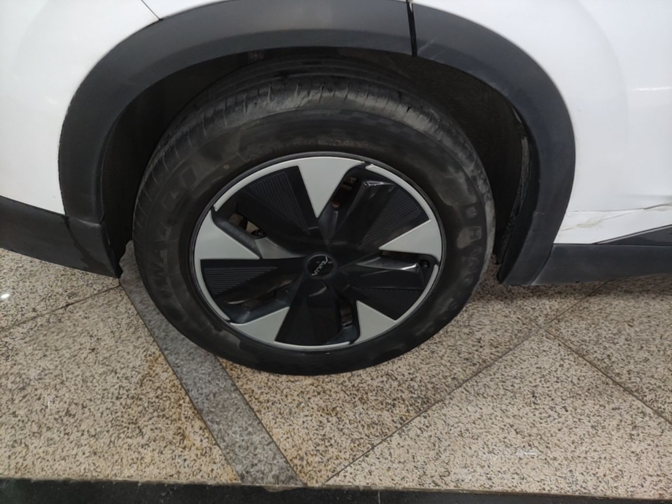 Dongfeng Aeolus L7 New Energy 2024 205 Plus — снимка 11