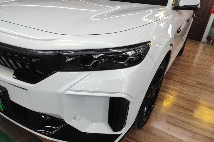 Used VOYAH FREE 2025 318 318 km Rear-Drive Touring Edition Left Front Headlight