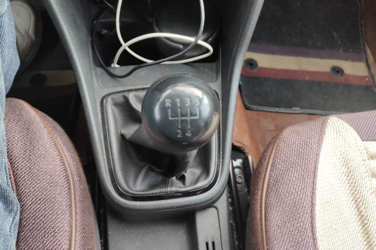 Used Volkswagen Jetta 2015 1.6L Manual Fashion Edition