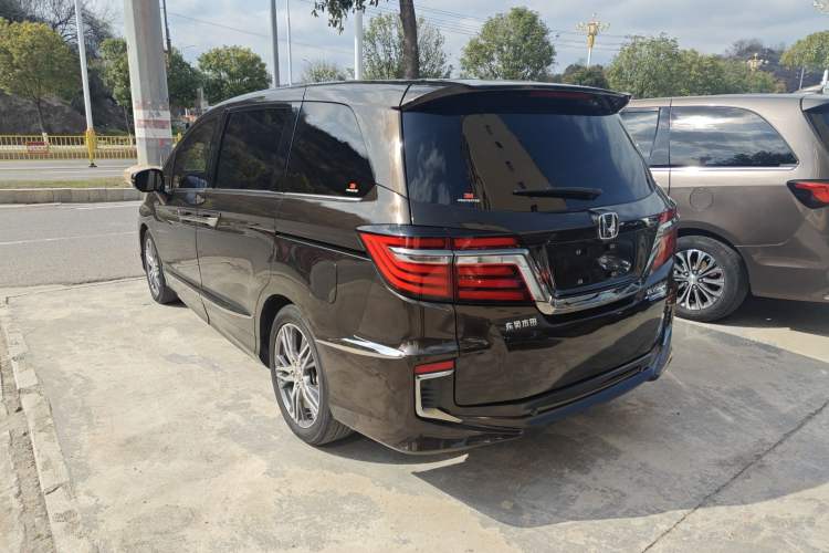 Used Honda Elysion 2019 2.0L Hybrid Luxury Edition
