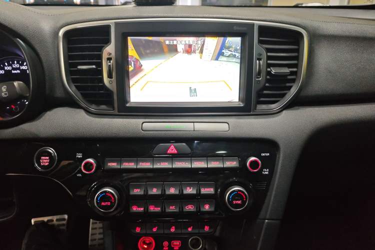 Used Kia KX5 2016 1.6T Automatic Two-Wheel Drive Premium Audio And AC Panel