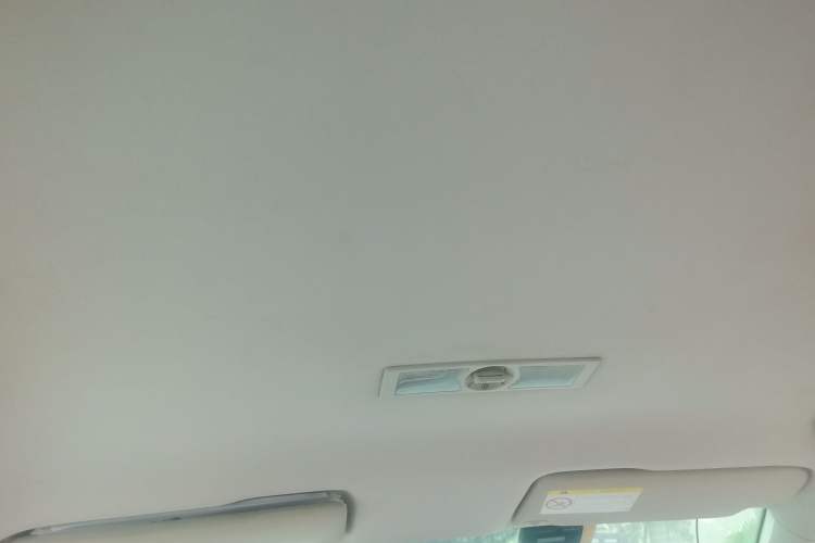 Used Volkswagen Lavida 2017 1.6L Manual Fashion Edition
