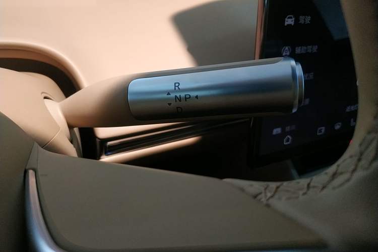 Used Hima Luxeed R7 2026 Model Range-Extending Ultra
