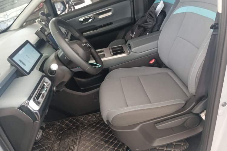 Used AION Y 2023 Plus 610 Enjoy Edition
