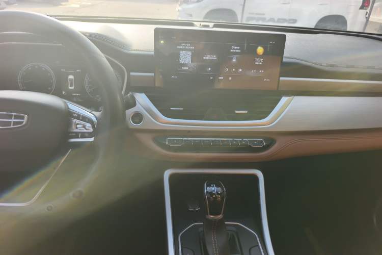 Used Geely Auto Vision X6 2020 1.4T CVT Luxury Edition
