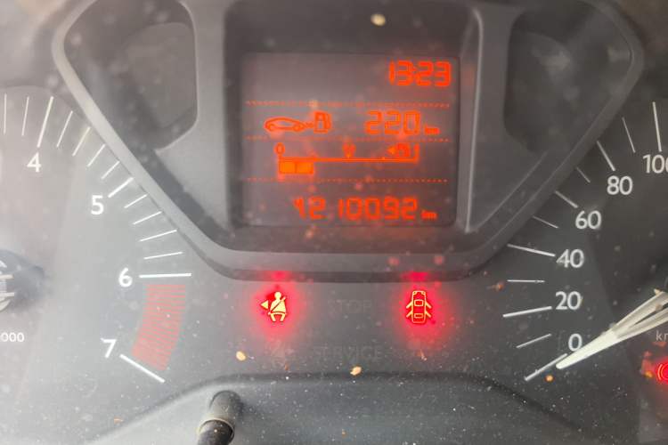 Used Citroen Elysee 2014 1.6L Manual Fashion Edition Odometer Close Up