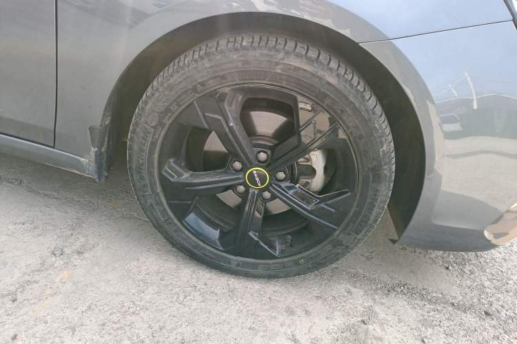 Used Roewe i6 MAX 2020 300TGI Automatic "Swell Cool Smart Drive" Edition