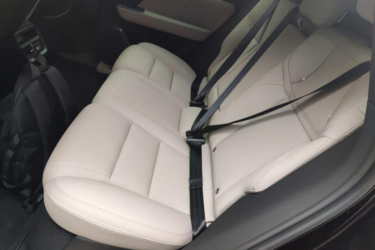 Used Volvo Volvo XC70 Plug-in Hybrid 2026 Model Two-Wheel Drive Long-Range Core