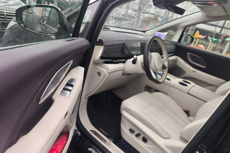 Used VOYAH Dream 2026 Model PHEV Qiankun Pro
