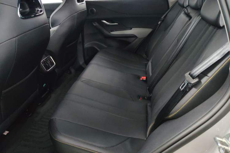 Used BYD Sealion 05 DM-i 2025 DM-i Smart Drive 115KM Flagship Model Left Rear Seat