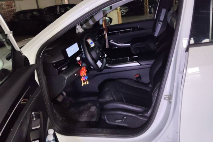 Used Geely Galaxy L6 2024 125km PLUS Dragon Edition