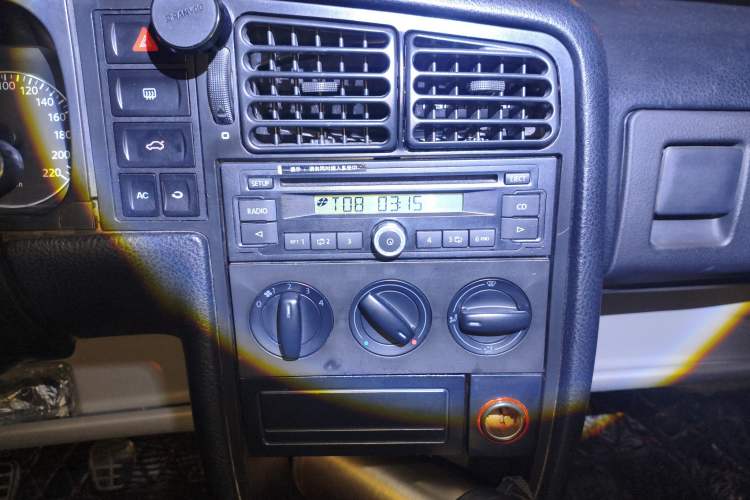 Used Volkswagen Jetta 2010 1.6L Partner