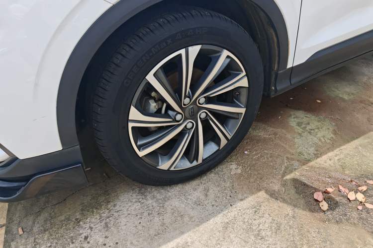 Used Geely Auto Coolray 2019 260T DCT Knight China V Standard