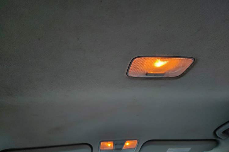 Used Hyundai Elantra (5th Generation / Langdong) 2012 1.6L Automatic Fashion Edition