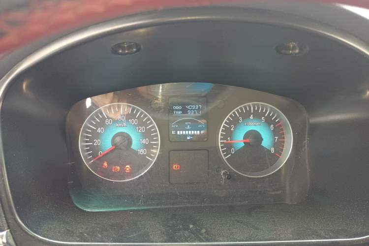 Used Jinbei Hiace X30 2023 1.5L Business-Style Passenger Van 5/6/7-Seater Non-Air-Conditioned Version SWC15M
