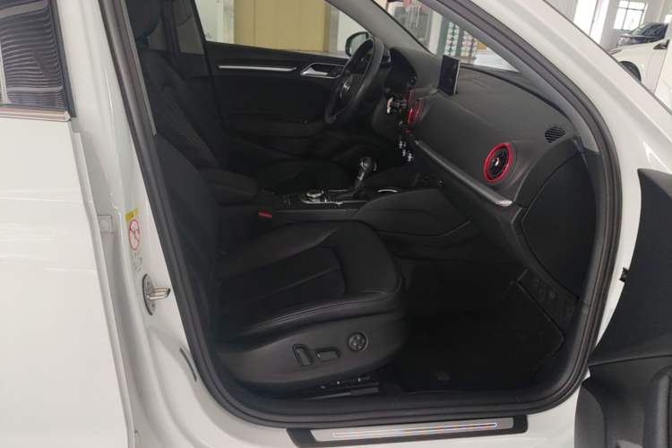 Used Audi A3 2020 Limousine 35 TFSI Style Edition China VI Emission Standard