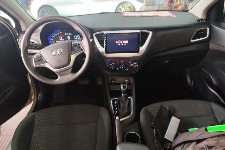 Used Hyundai Verna (new generation) 2020 1.4L CVT TOP Elite Edition
