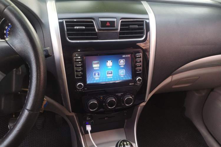 Used FORTHING S500 2016 1.6L Manual Luxury Edition