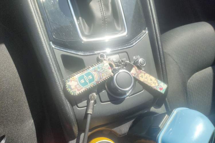 Used Mazda CX-5 2017 2.0L Automatic 2WD ZhiShang Trim China V Standard
