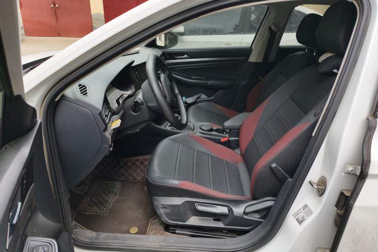 Used Volkswagen Bora 2021 1.5L Manual Comfort Smart Connect Edition Left Front Seat