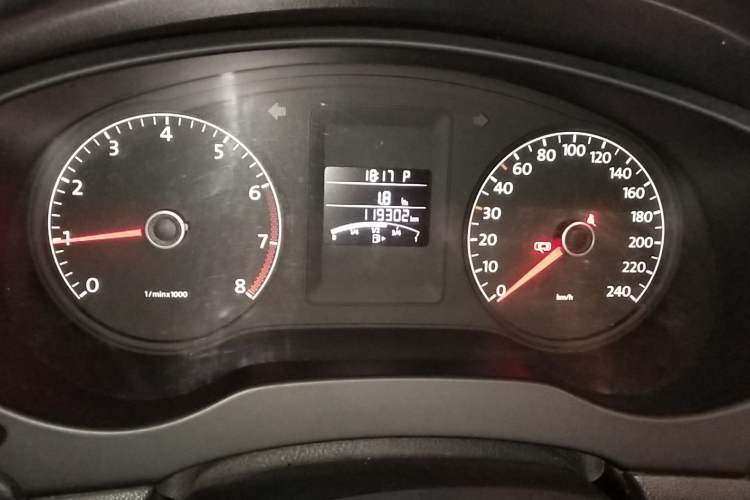 Used Volkswagen Sagitar 2014 Revised Version 1.6L Automatic Comfort Edition