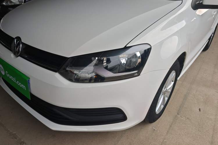 Used Volkswagen Polo 2016 1.4L Automatic Trendy Model Left Front Headlight