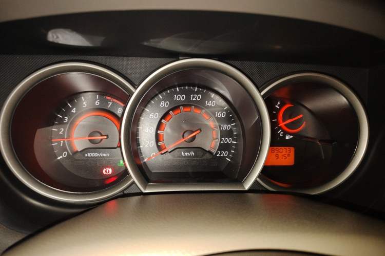 Used Nissan Sylphy 2012 Classic 1.6XE Automatic Comfort Edition Instrument Cluster