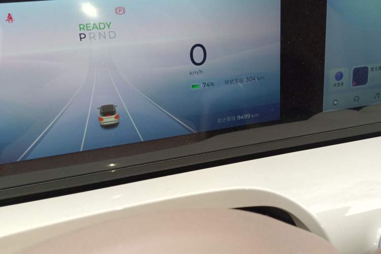 Used Wuling Bingo 2025 410 km Lingxi Deluxe Edition Odometer Close Up