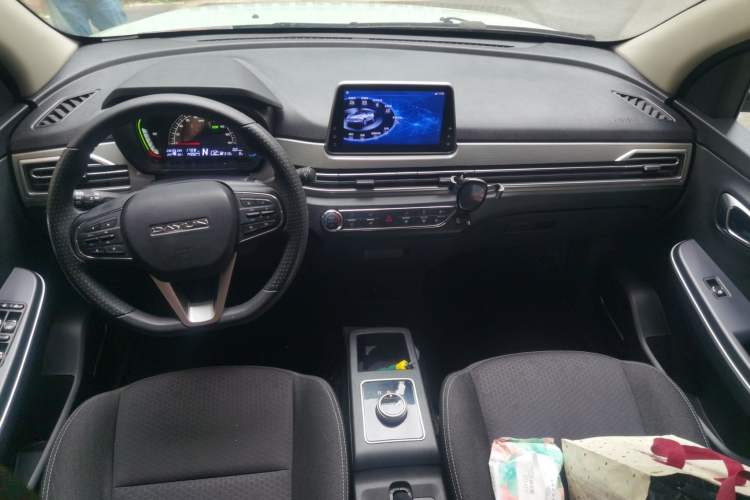 Used Dayun Yuehu 2022 300 Standard Edition Center Console