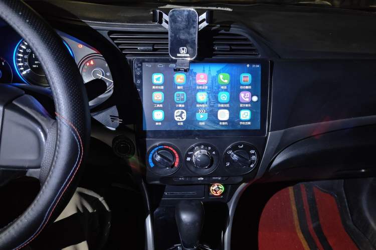 Used Honda Crider 2016 1.8L CVT Luxury Edition
