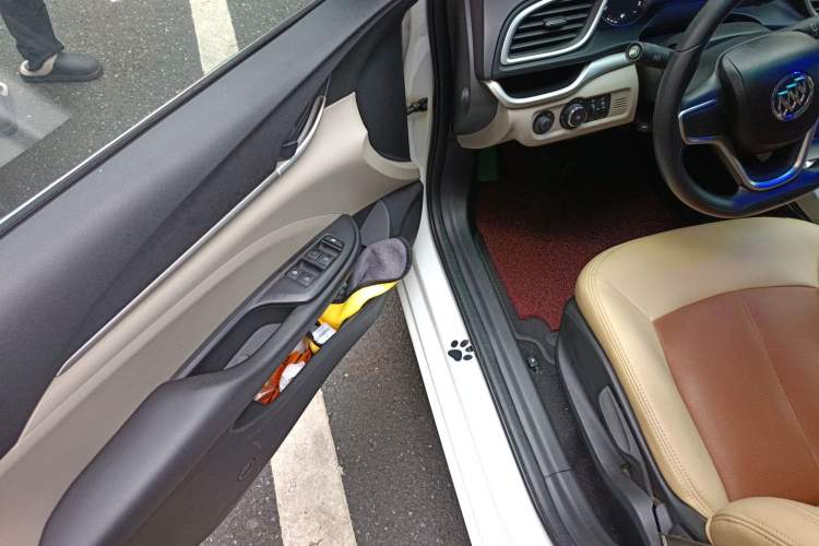 Used Buick GT 2017 15N Automatic Entry-Level Trim Driver Seat