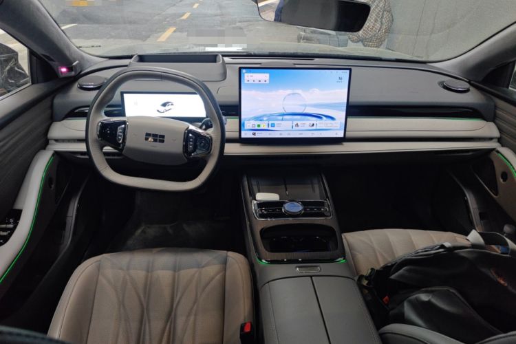 Used Geely Galaxy 8 2025 130km EM-P Starship Edition Center Console