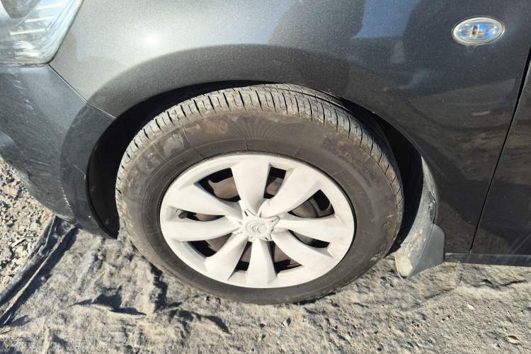 Used Citroen Elysee 2014 1.6L Manual Fashion Edition
